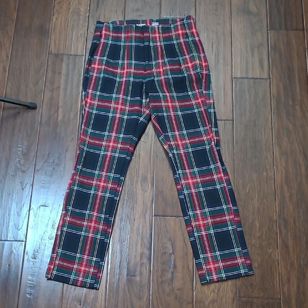 Old Navy Red, Navy & Green Plaid Extra High-Rise Polished Pixie Skinny Pants (4)